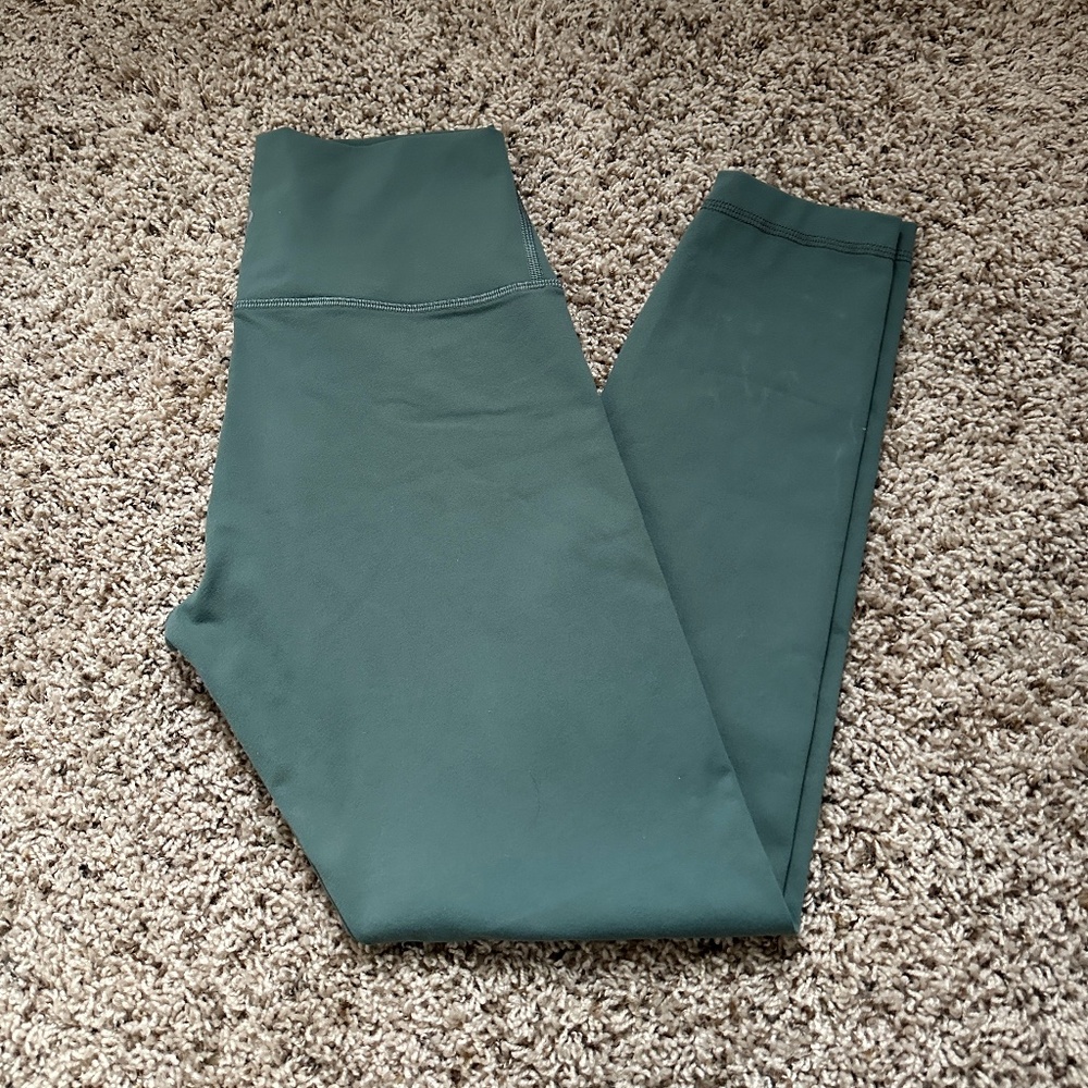 Lululemon Wunder Under High-Rise Green Leggings – Size 8